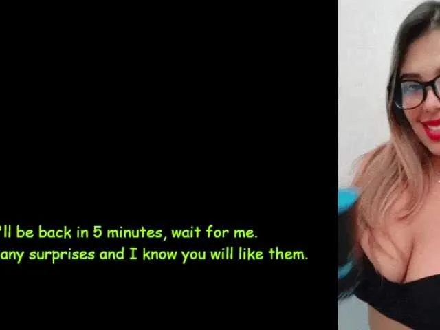 Live sex webcam photo for julianalopezX #272361766