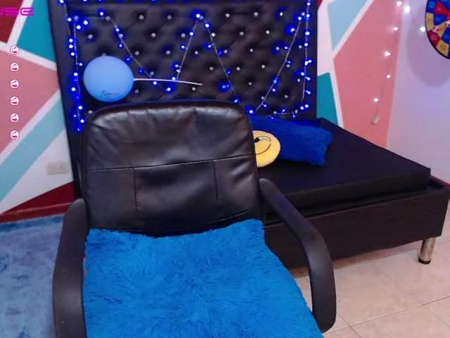 Live sex webcam photo for julianalopezX #272677228