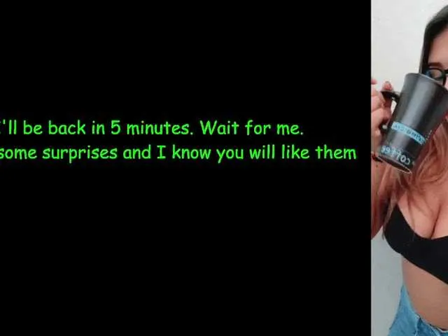 Live sex webcam photo for julianalopezX #272933471