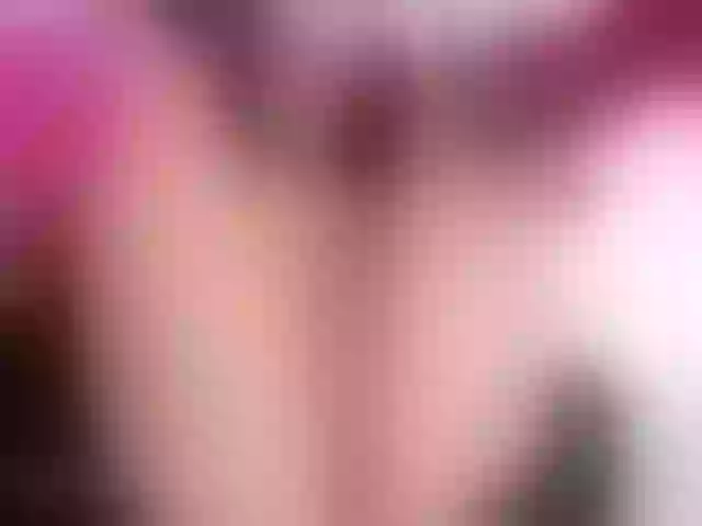 Live sex webcam photo for julianasexyy #274630746