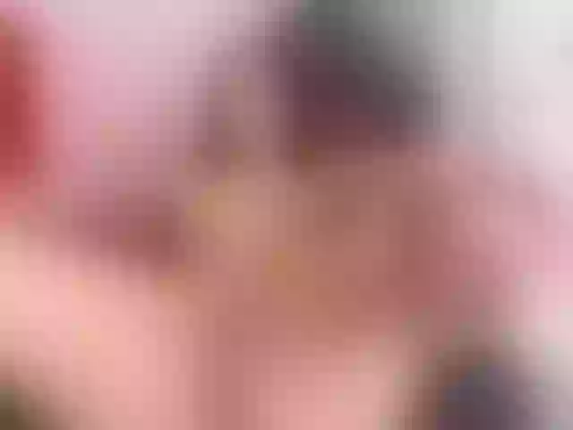 Live sex webcam photo for julianasexyy #274661436