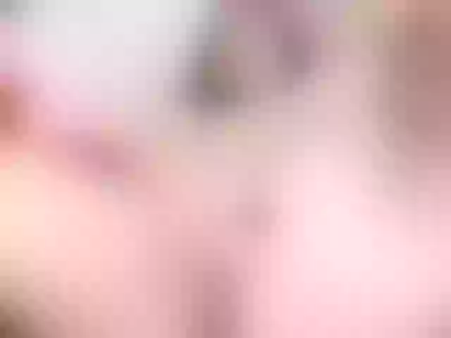 Live sex webcam photo for julianasexyy #275021828