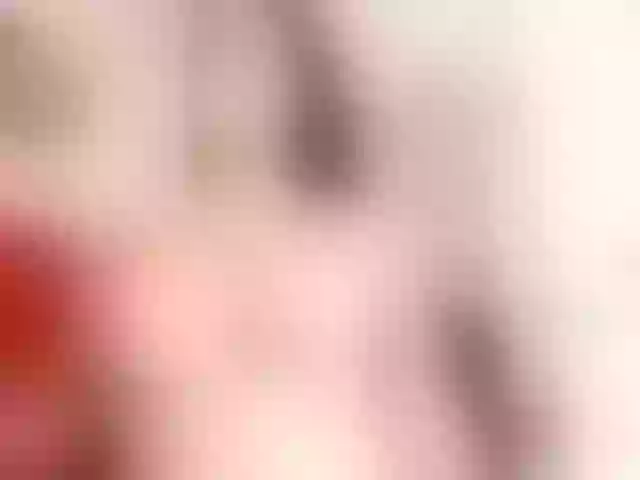 Live sex webcam photo for julianasexyy #275154380