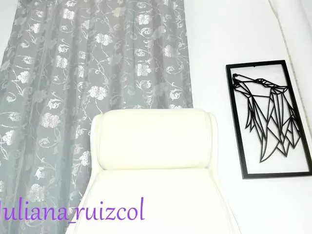 Live sex webcam photo for julianasexyy #275493849
