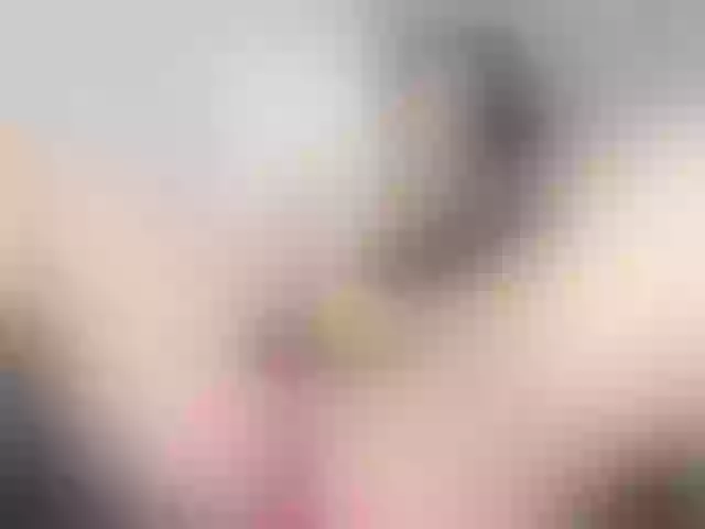 Live sex webcam photo for julianasexyy #275501202