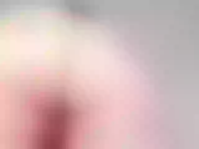 Live sex webcam photo for julianasexyy #276120057