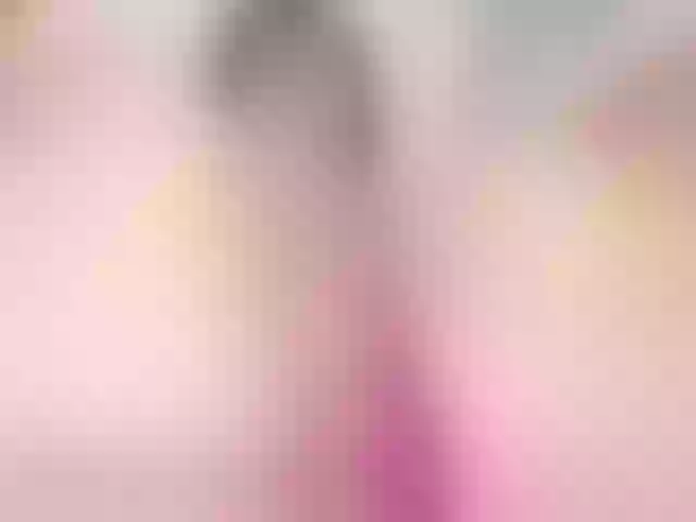 Live sex webcam photo for julianasexyy #276175300