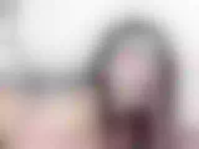 Live sex webcam photo for julianasexyy #276230126
