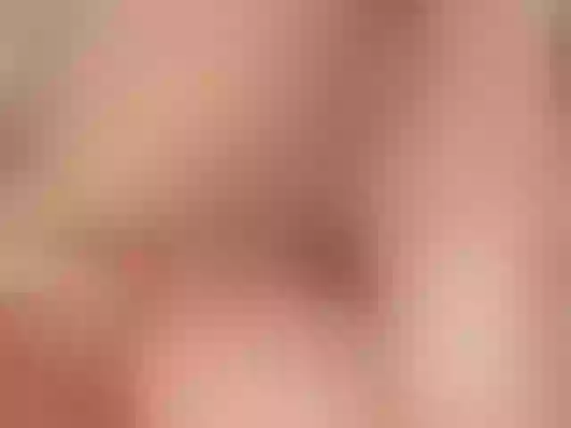 Live sex webcam photo for juliesquirts #272949894