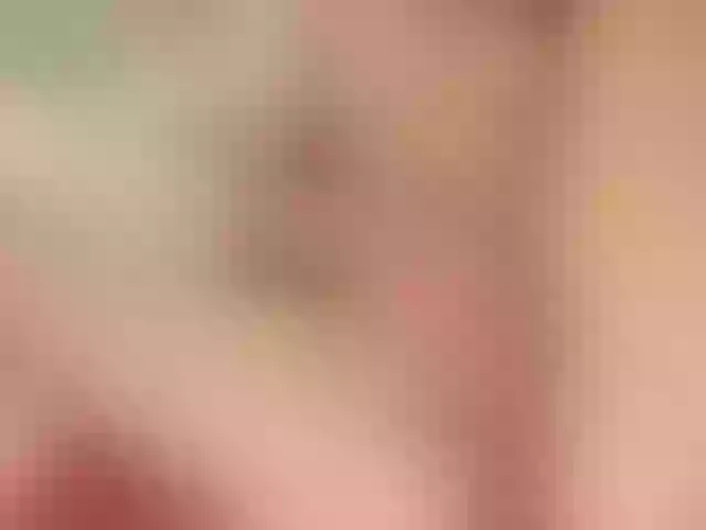 Live sex webcam photo for juliesquirts #273097692