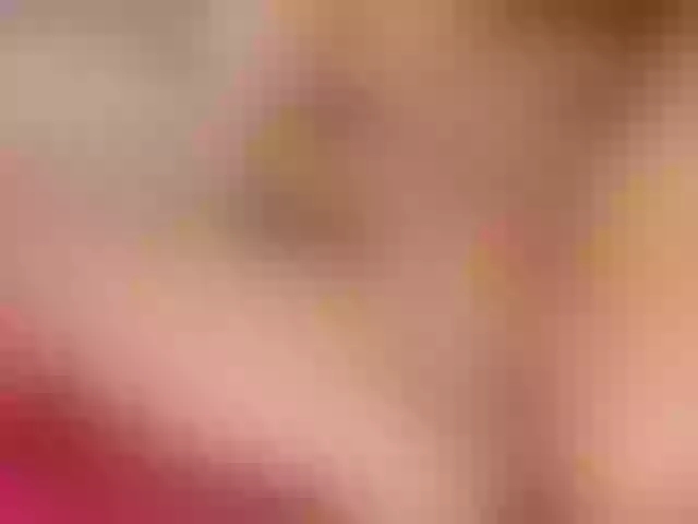 Live sex webcam photo for juliesquirts #273186064