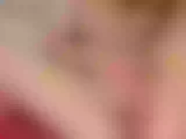 Live sex webcam photo for juliesquirts #273241136