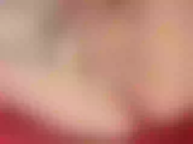 Live sex webcam photo for juliesquirts #273378134