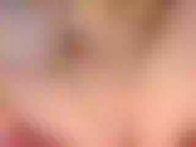Live sex webcam photo for juliesquirts #276438399