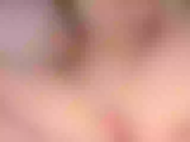 Live sex webcam photo for juliesquirts #276451096
