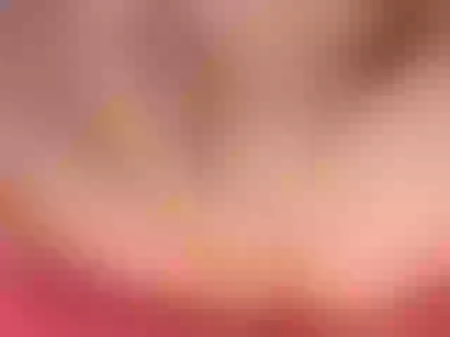 Live sex webcam photo for juliesquirts #276543000