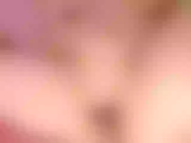 Live sex webcam photo for juliesquirts #278245192