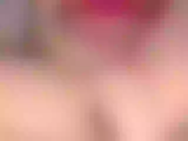 Live sex webcam photo for juliesquirts #290366450