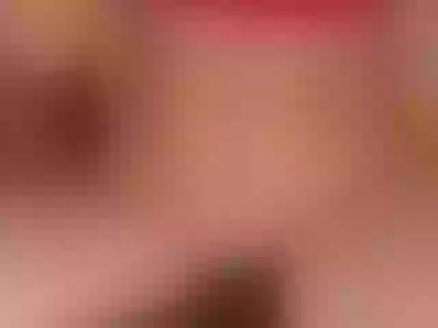 Live sex webcam photo for juliesquirts #290471478