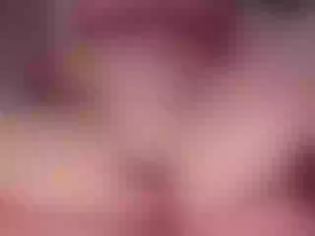 Live sex webcam photo for juliesquirts #290499658