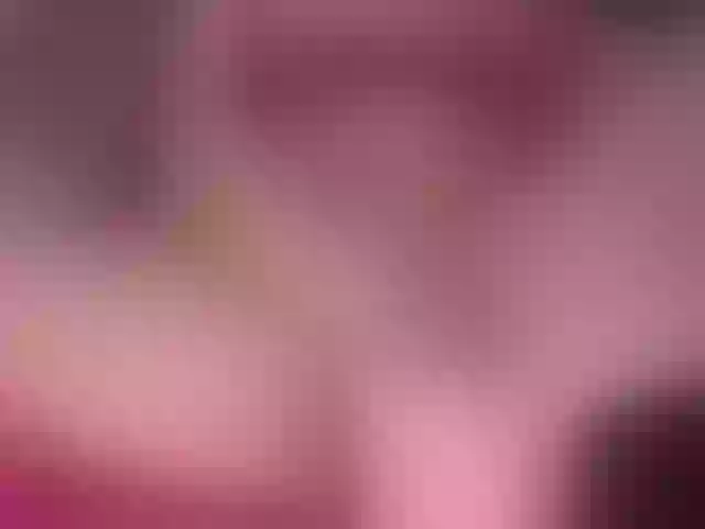 Live sex webcam photo for juliesquirts #290505100