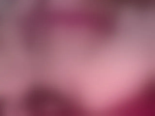 Live sex webcam photo for juliesquirts #290778177