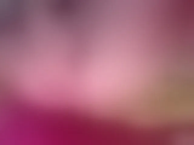 Live sex webcam photo for juliesquirts #291130018
