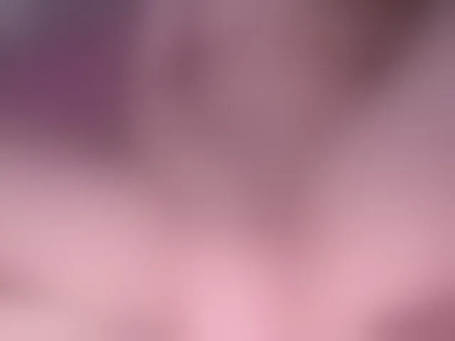Live sex webcam photo for juliesquirts #291136940