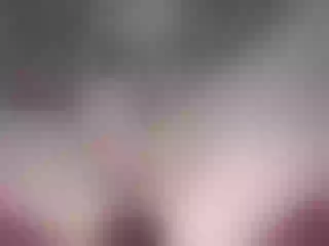 Live sex webcam photo for juliesquirts #291404159