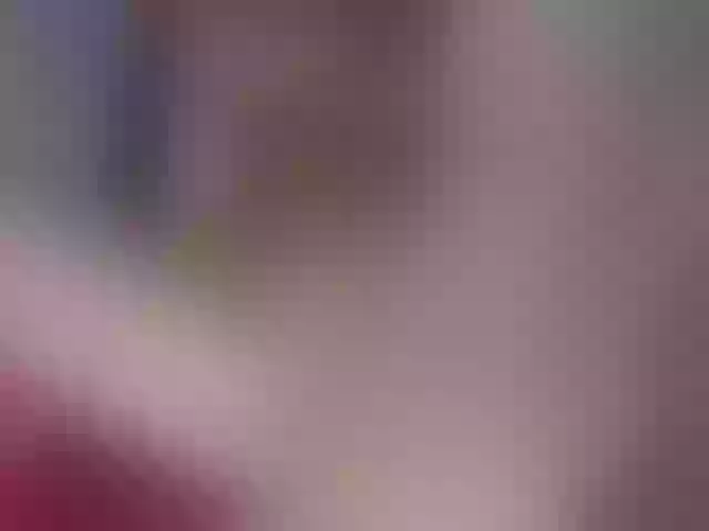 Live sex webcam photo for juliesquirts #291817365