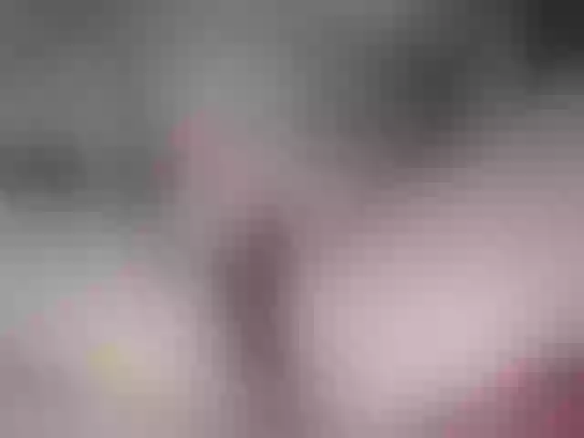 Live sex webcam photo for juliesquirts #291864677