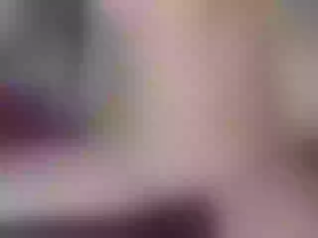 Live sex webcam photo for juliesquirts #292112996