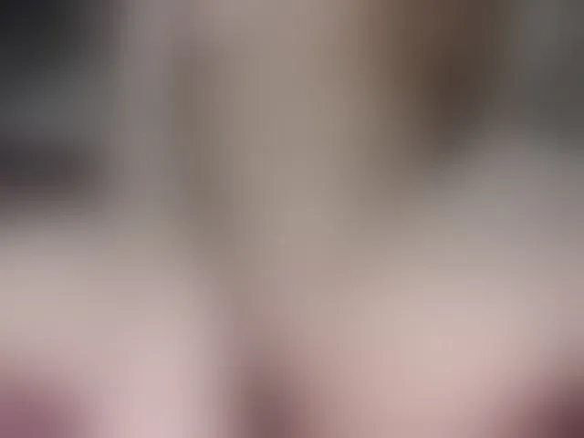 Live sex webcam photo for juliesquirts #292649990