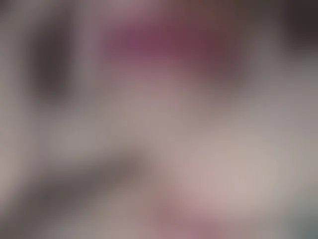 Live sex webcam photo for juliesquirts #292732822