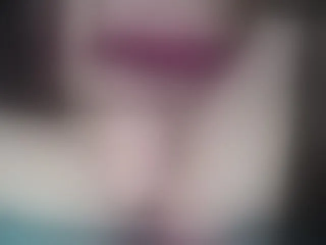 Live sex webcam photo for juliesquirts #292745703