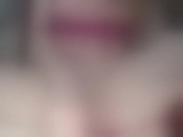 Live sex webcam photo for juliesquirts #292820530