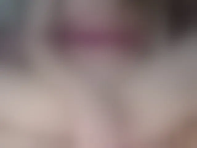 Live sex webcam photo for juliesquirts #292847092