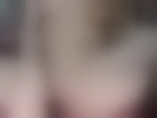 Live sex webcam photo for juliesquirts #293131443
