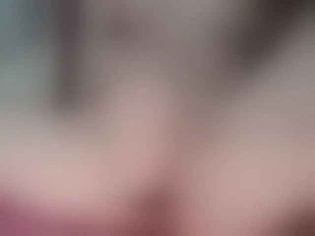 Live sex webcam photo for juliesquirts #293599870