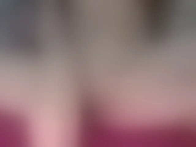 Live sex webcam photo for juliesquirts #293695861