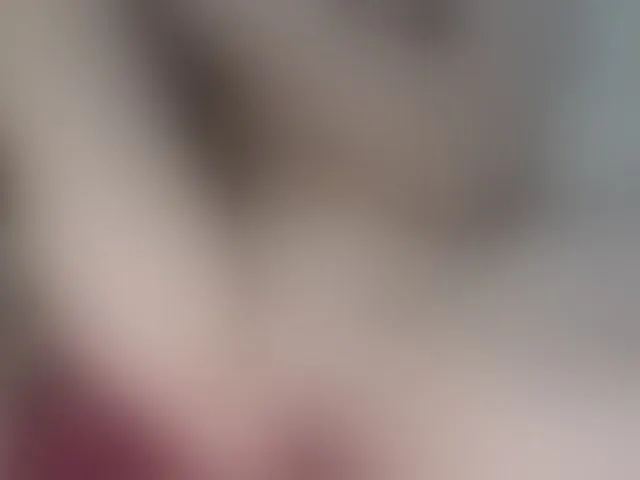 Live sex webcam photo for juliesquirts #293825293
