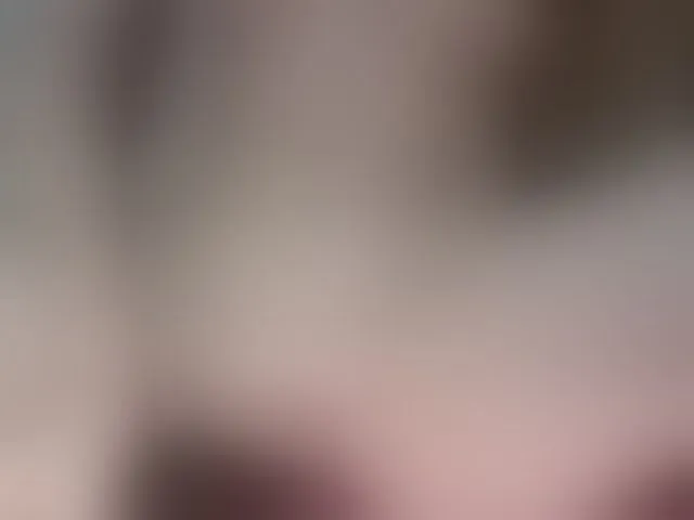 Live sex webcam photo for juliesquirts #293942177