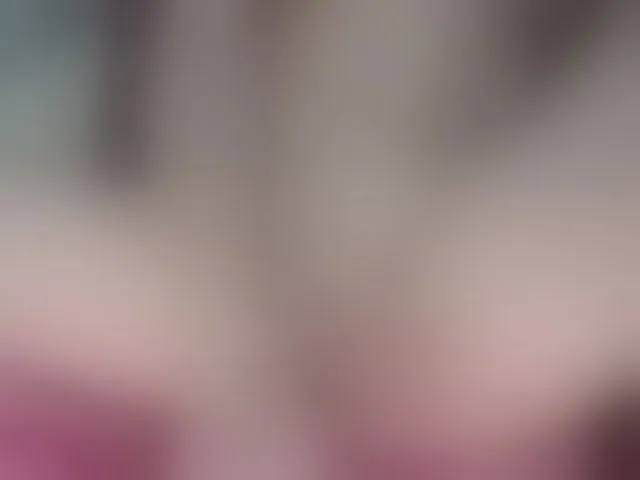 Live sex webcam photo for juliesquirts #293947462