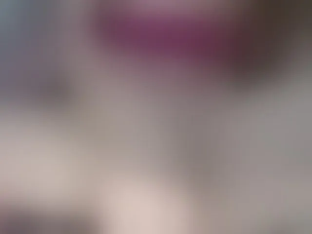 Live sex webcam photo for juliesquirts #293978036