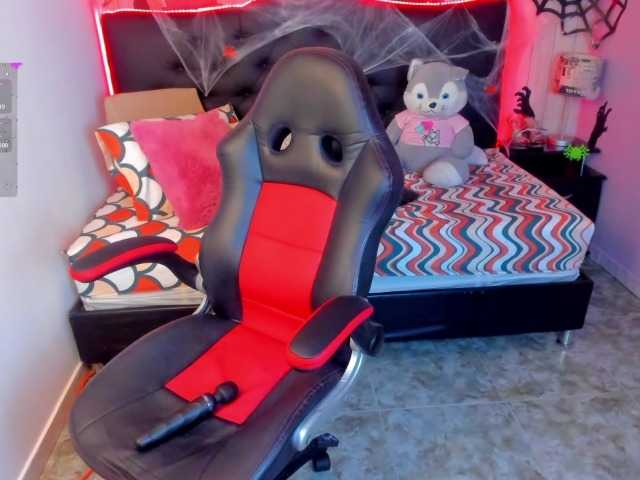 Live sex webcam photo for julieth-love #292137079