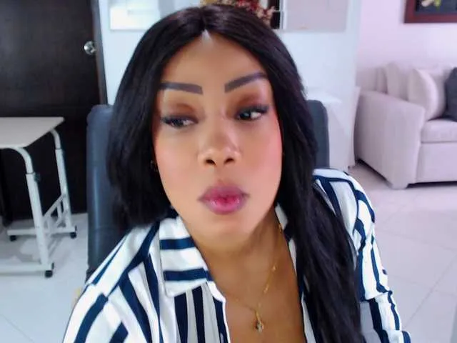 Live sex webcam photo for julietjohnson #277857388