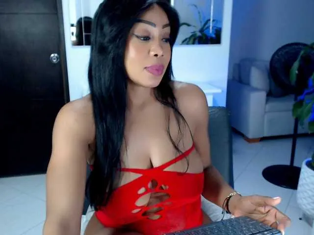 Live sex webcam photo for julietjohnson #294138616
