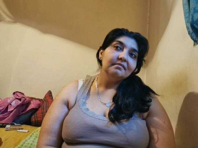 Live sex webcam photo for julija38 #272486697