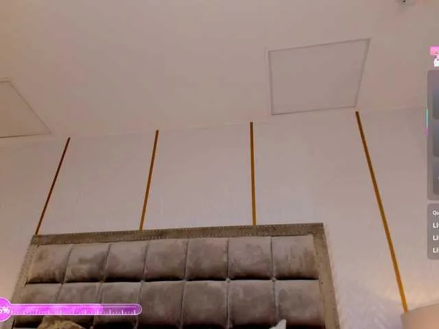 Live sex webcam photo for jullieboo #291226796
