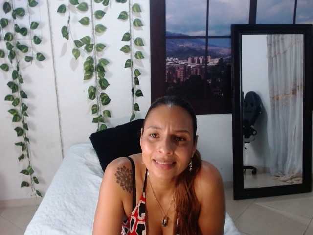 Live sex webcam photo for juls-mon #277708857